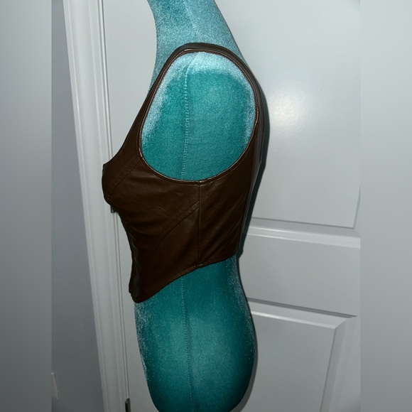 Leather corset 👚✨ - Picture 2 of 5